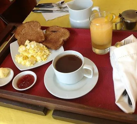 Residencial El Musgo Bed & Breakfast